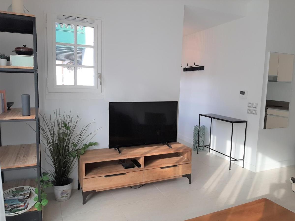 Appartement De Standing Au Coeur De Saint-Jean-De-Luz, A 200M De La Plage - Fr-1-239-595 Exterior photo